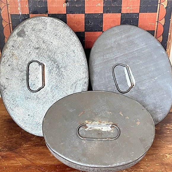 Antique Pudding Molds Nesting Melon Acorn Vintage Jello Cake Pan Kitchen Decor - Picture 4 of 6